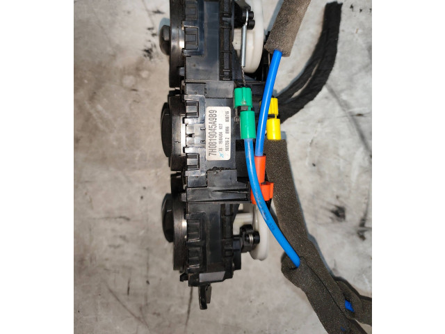 Блок управления климат-контролем 7H0819045A Volkswagen Transporter Caravelle T5