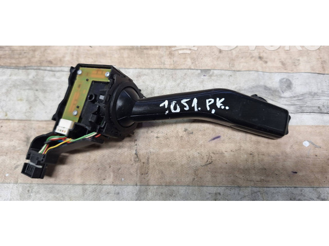 Ручка поворотов/ фонарей 1K0953513A, 01103501 Skoda Octavia Mk2 (1Z)