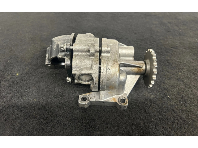 Масляный насос OM 646.961 6111810201 Mercedes-Benz E W211