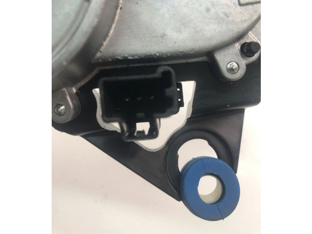 Двигатель стеклоочистителей