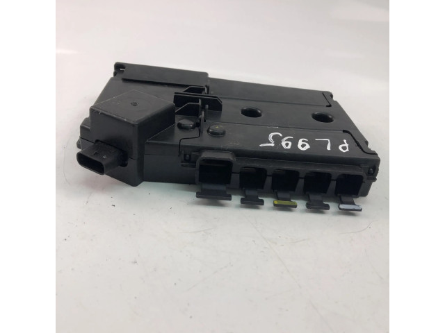 Pojistková skříňka A2135406100 Mercedes-Benz C AMG W205 2016