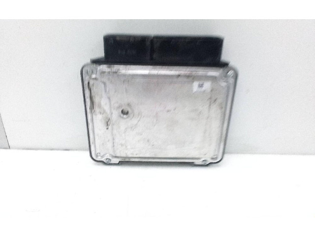 Řídící jednotka 03G906021SH   Volkswagen Caddy 2015