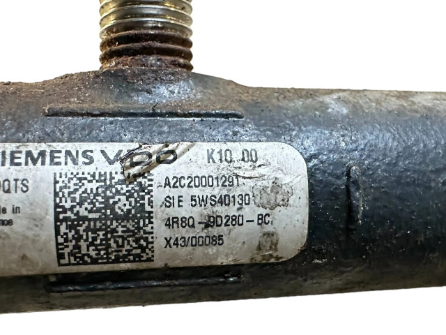 Топливная рампа 4R8Q9D280BC, 5WS40130 Jaguar S-Type 2.7