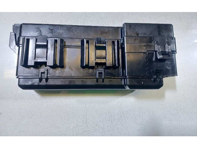 Блок предохранителей    Infiniti FX    