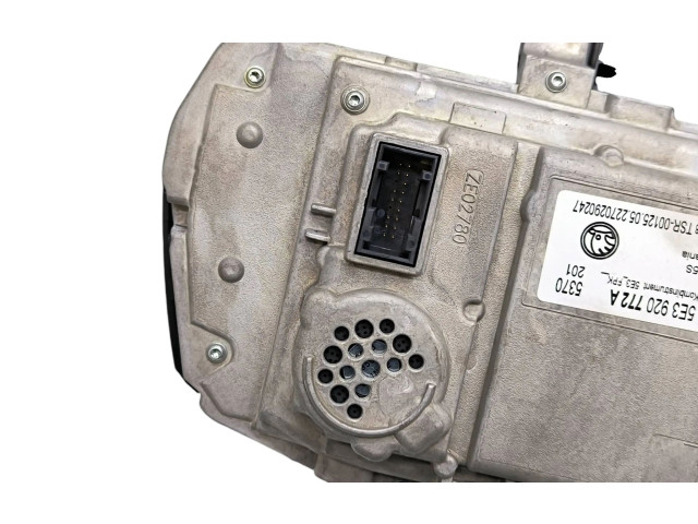 Спидометр (приборный щиток) 5E3920772A, 052022174 Skoda Octavia Mk4