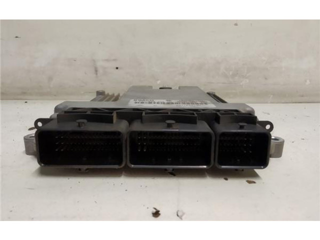 Блок управления 237102213r, 23710412br Dacia Dokker