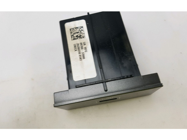 Радио/ проигрыватель CD/DVD / навигация 8911035000LAX, I1-3016P SsangYong Tivoli