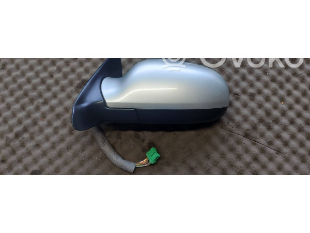 Зеркало электрическое Volvo V70 2000 - 2004 года