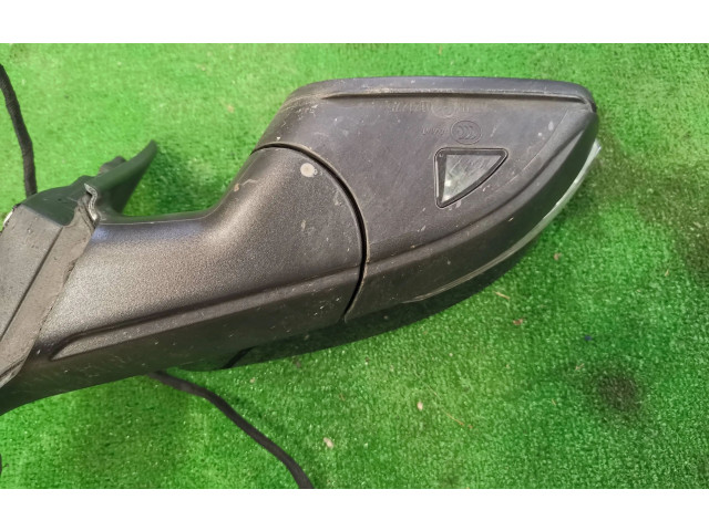 Зеркало электрическое Skoda Octavia Mk3 (5E) 2013 - 2019 года