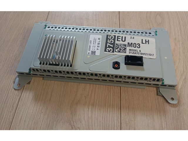 Панель приборов 100478800G   Tesla Model S       