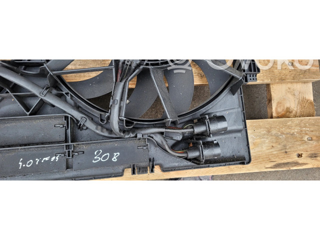 Вентилятор радиатора     4H0121003P    Audi A7 S7 4G 