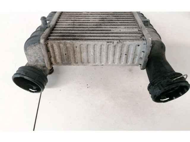 Радиатор интеркулера       Skoda Superb B5 (3U)