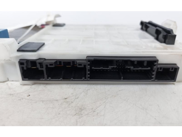 Pojistková skříňka 2353R20, 2353R20 Suzuki Swift III 2010