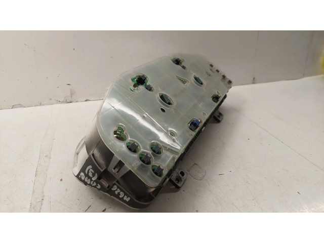 Панель приборов GE6RA Mazda 626