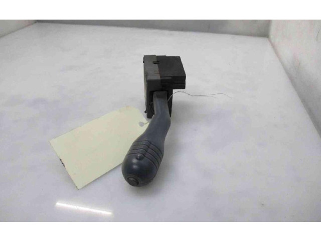 Ручка стеклоочистителей 7700832722, 7700832722   Renault Twingo I