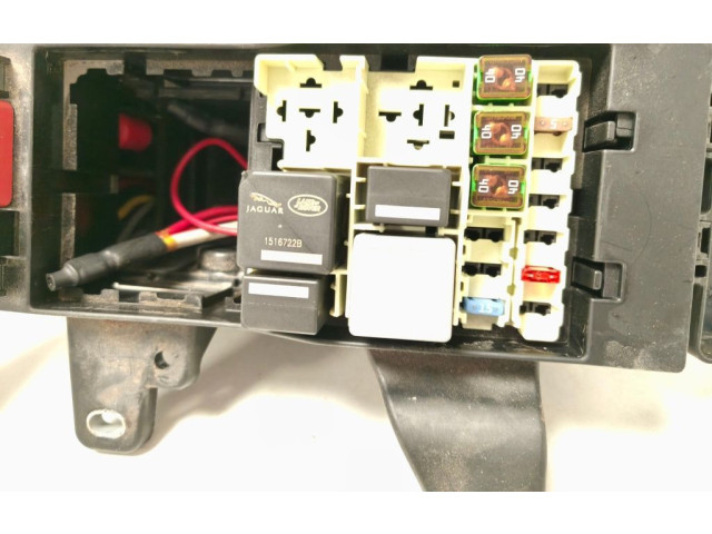 Блок предохранителей GX7314A076AA Jaguar XE