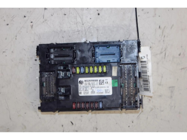 Блок предохранителей    Jeep Renegade    