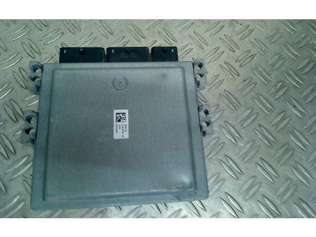 Блок управления двигателя 237104643R, 237104643R   Dacia Duster