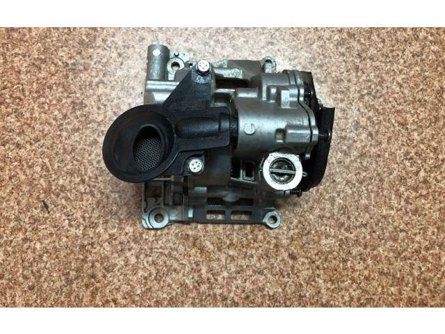 Масляный насос N47C20A 7811924, 7823007 Mini Cooper Countryman R60