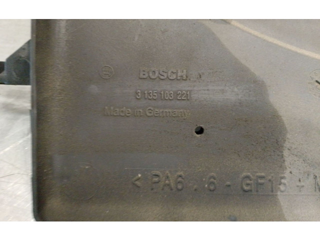 Вентилятор радиатора     5460829, 3135103221    Saab 9-5 