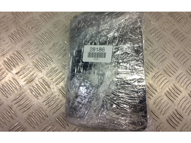 Дисплей    8U0857273E   Audi Q3 8U