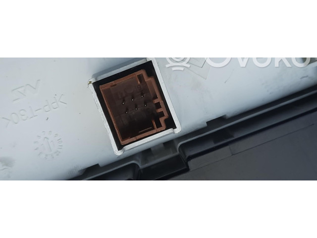 Панель приборов 9674982480   Peugeot 5008       