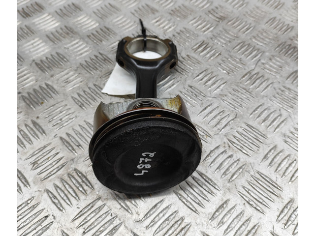 Píst A2780301117, A2780300520 Mercedes-Benz CLS C218 X218 M 278.922