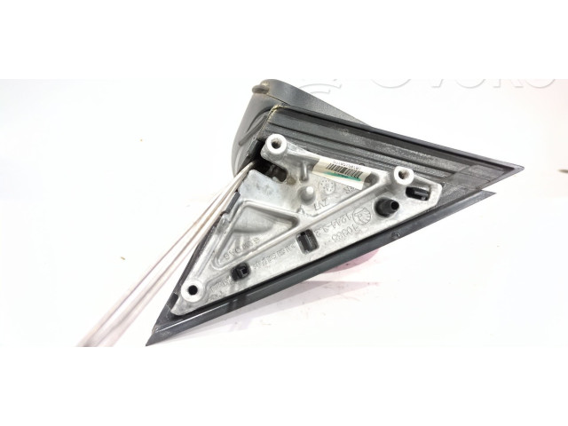 Зеркало электрическое Skoda Fabia Mk3 (NJ) 2015 - 2021 года