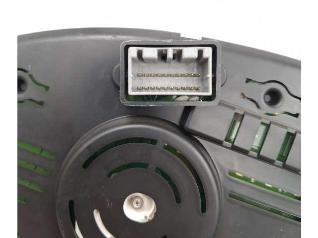 Přístrojová deska KIA Magentis 2006 40132G14006