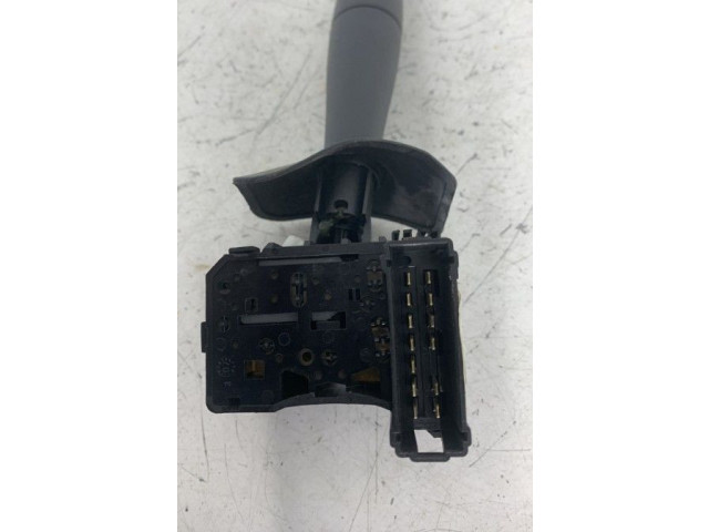 Ручка стеклоочистителей 6001551358 Dacia Logan I