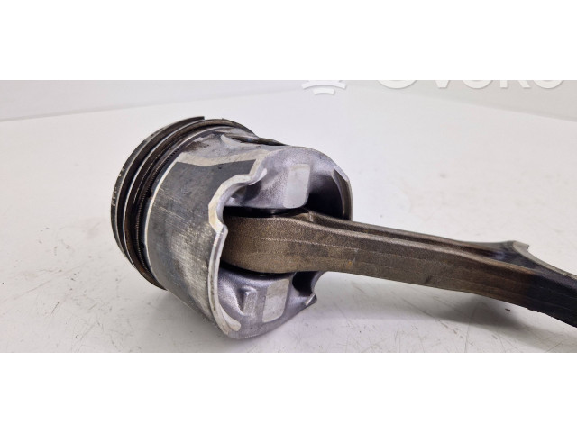 Píst 059CB, DHX   Audi Q7 4M     