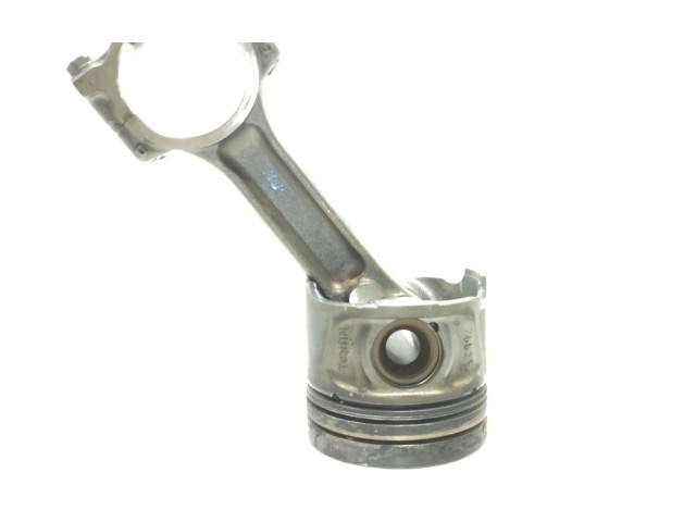  Поршень K9K728 AE08120403B  Nissan Tiida C11  