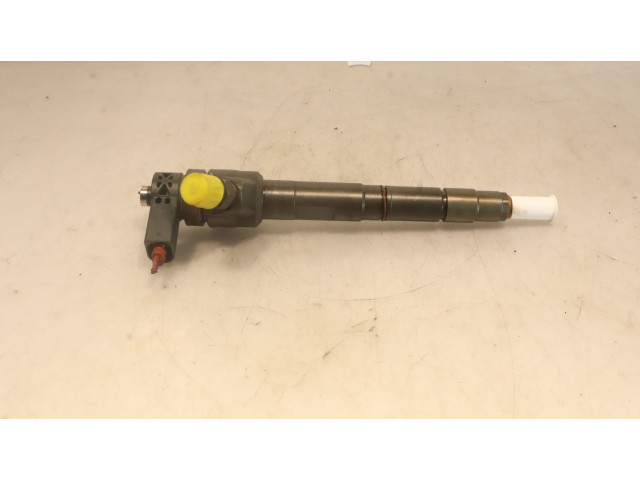 Форсунка 0445110369    Volkswagen PASSAT B7  CFGB 