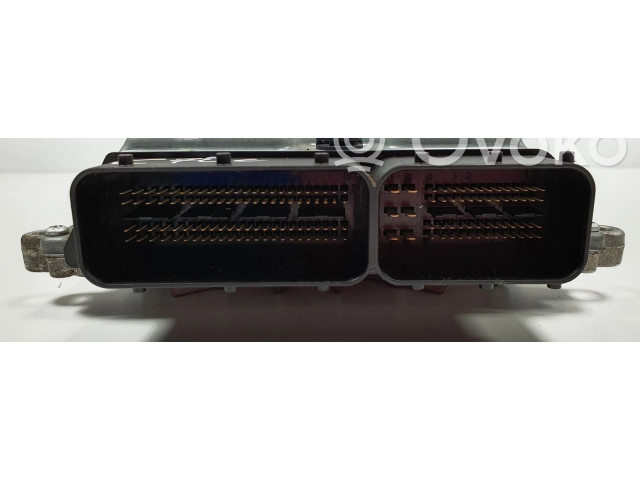 Блок управления двигателем Блок управления 30650454   Volvo C70