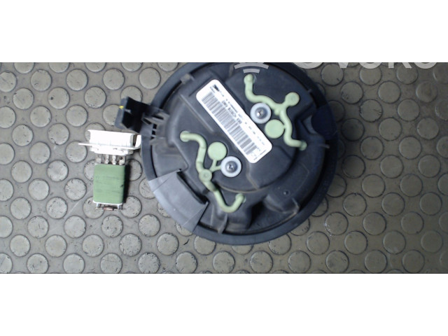 Вентилятор радиатора     6001547487, 00000    Dacia Logan I 