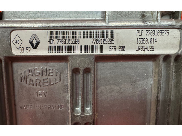 Блок управления двигателя 7700105560, 7700109205   Renault Twingo I