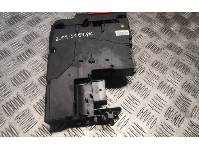 Pojistková skříňka 2075402750, A2075402750 Mercedes-Benz C W204 2014