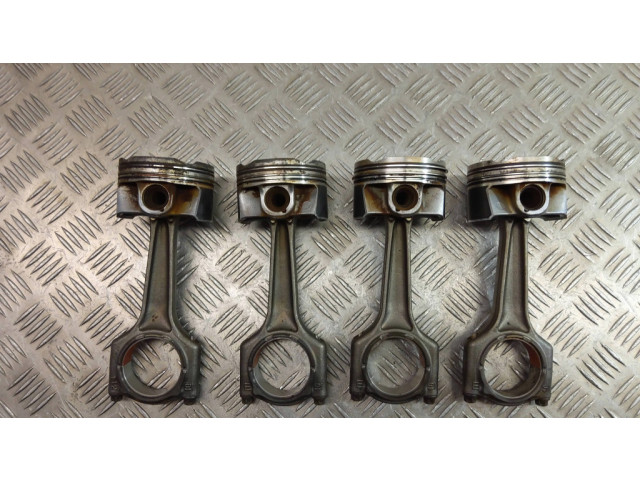  Поршень B48 7620971  BMW X3 G01 для бензинового двигателя 2.0