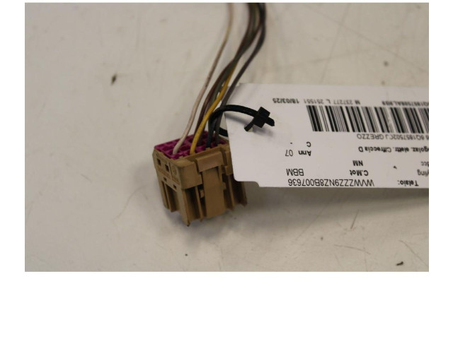 Zpětné zrcátko  Volkswagen Polo IV 9N3 2001    