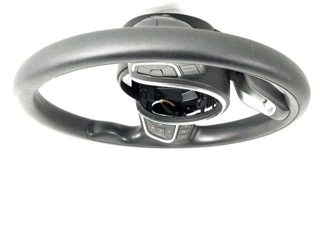 Руль Fiat 500L 2013 - года 073570117710, 073570117710