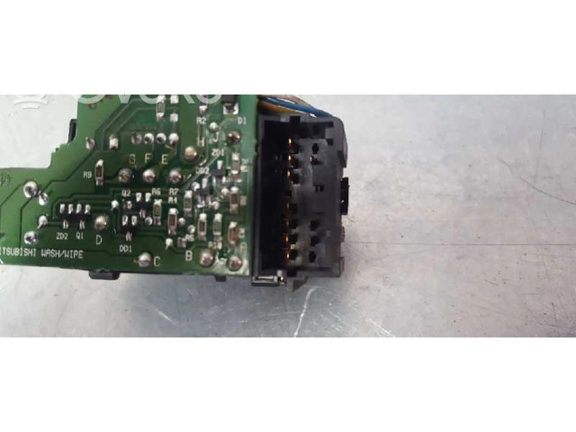 Ручка стеклоочистителей MR141720 Mitsubishi Carisma