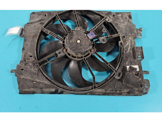 Комплект вентиляторов 214818009T, 214810048R Dacia Sandero