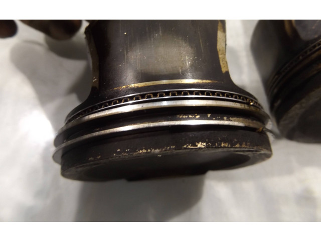 Поршень CGPA Skoda Fabia Mk2 (5J)