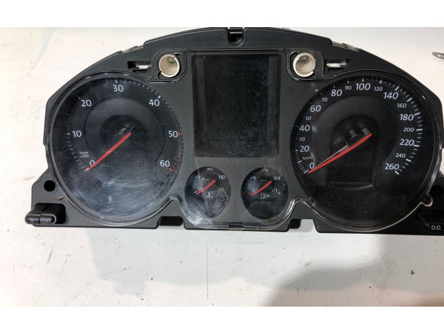 Přístrojová deska Volkswagen PASSAT B6 2006 A2C53042108, A2C53117394