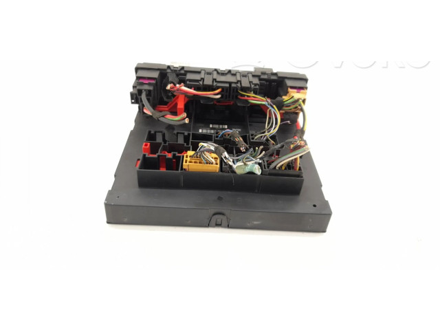 Блок предохранителей 3C0937049E Skoda Octavia Mk2 (1Z)