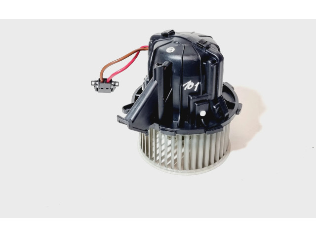 Вентилятор печки    2002221   Audi A5 8T 8F