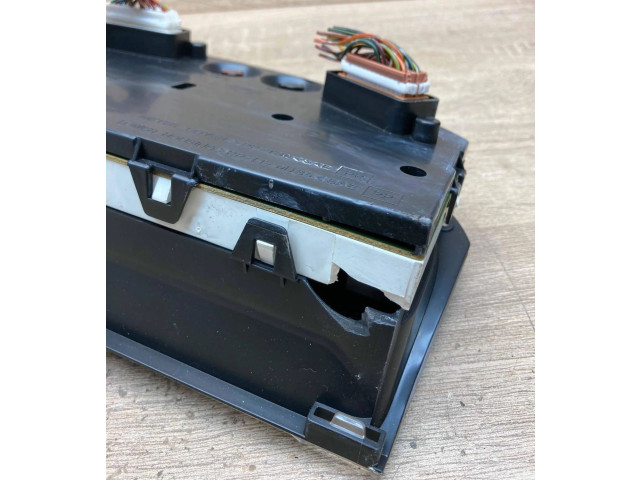 Панель приборов 1113266, BM514 Mazda 626