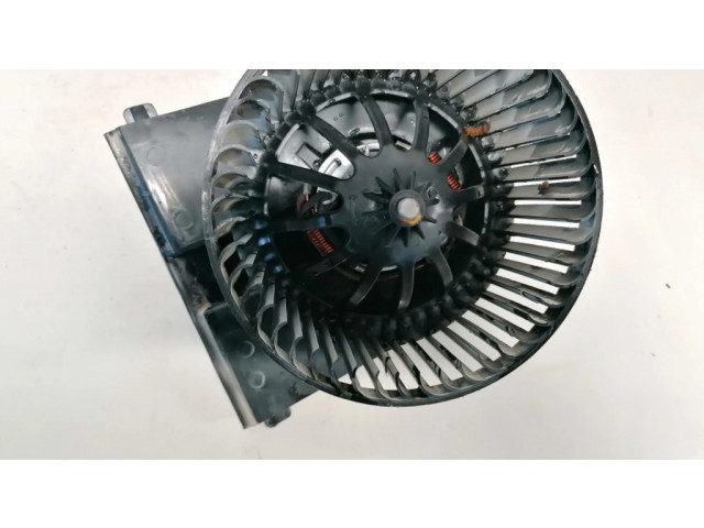 Вентилятор печки 2002221 Audi TT Mk1