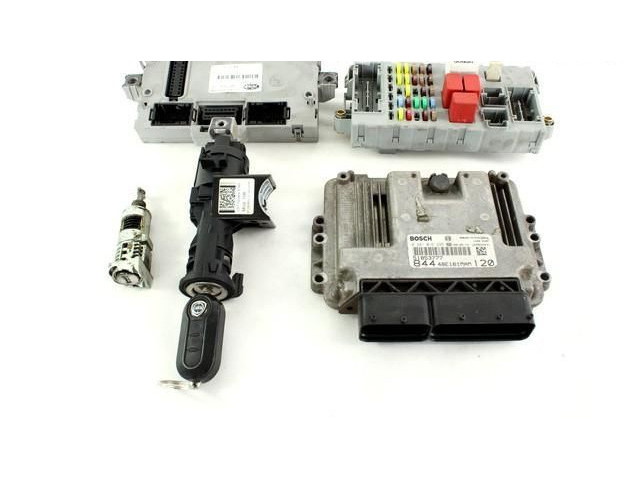 Комплект блоков управления 28136   Lancia Delta