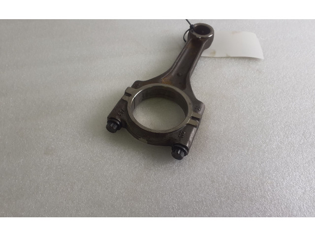 Шатун 9661051102R Porsche 911 996